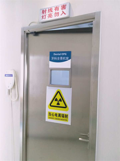 白银防辐射铅门：守护生命健康的隐形盾牌